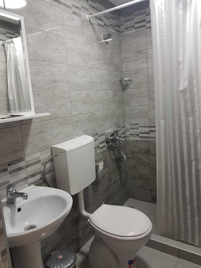 Guest House Ginek Ohrid Quarto foto
